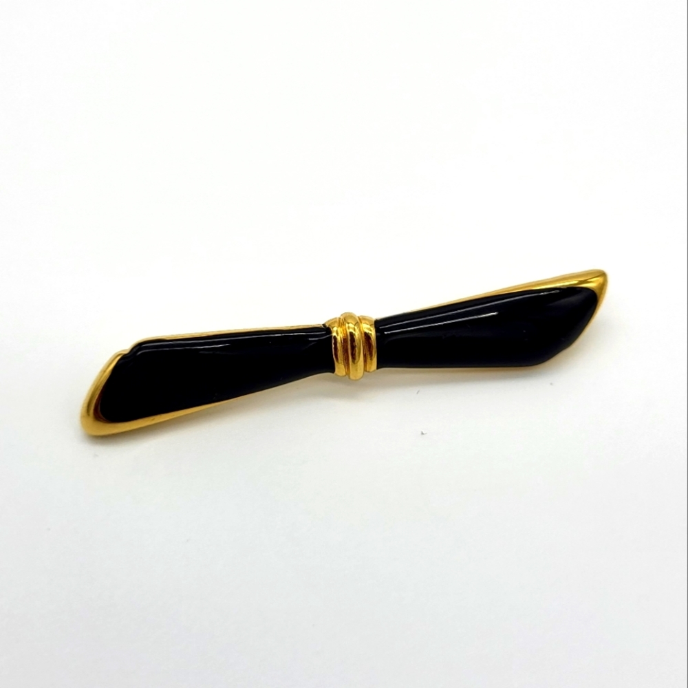 Vintage Monet pin